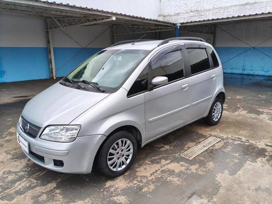 FIAT IDEA 1.4 MPI ELX 8V FLEX 4P MANUAL FIAT IDEA 1.4 MPI ELX 8V FLEX 4P MANUAL